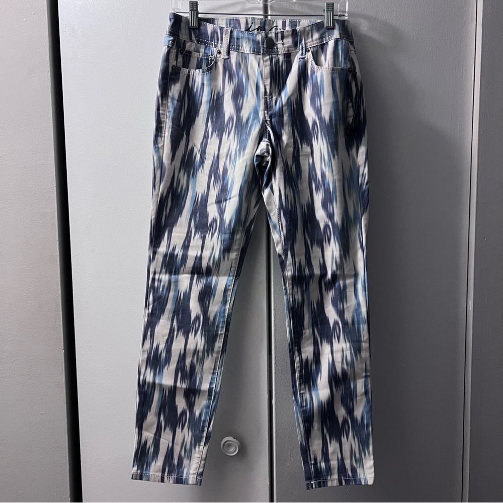 Cropped Printed Pants